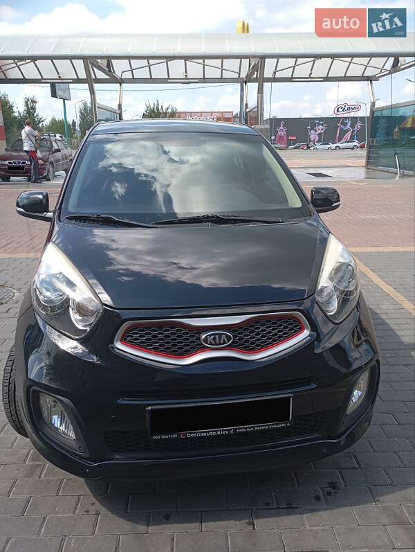 Хетчбек Kia Morning