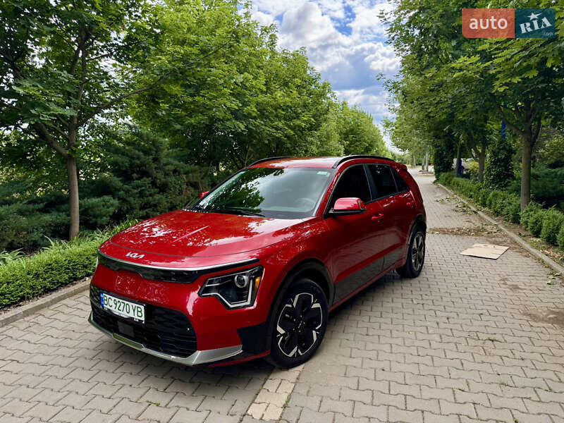 Легковые Kia Niro