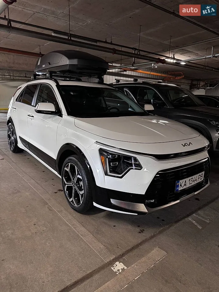2022 Kia Niro - фото 1