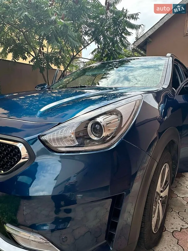 2016 Kia Niro - фото 1