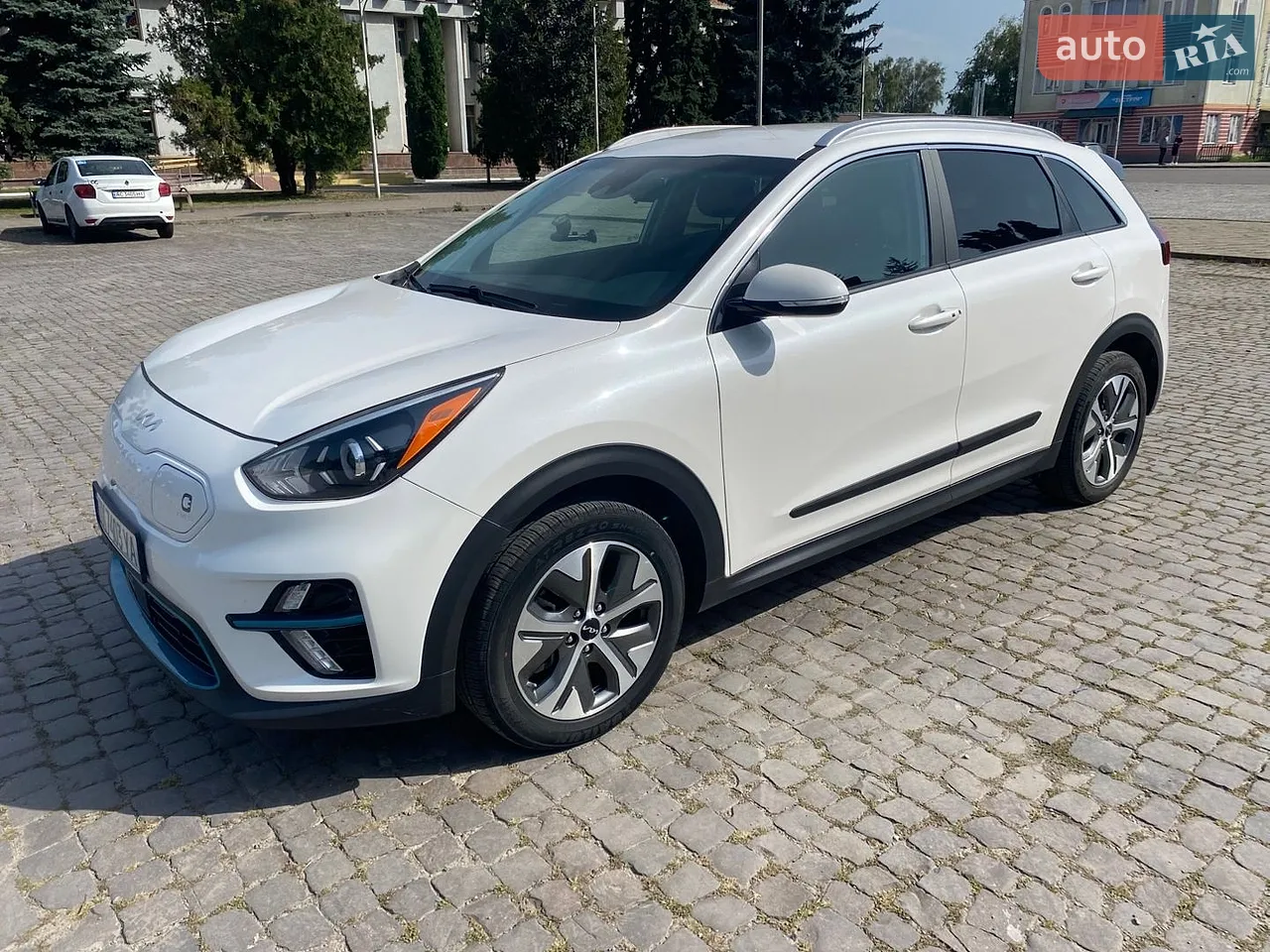 2022 Kia Niro - фото 1