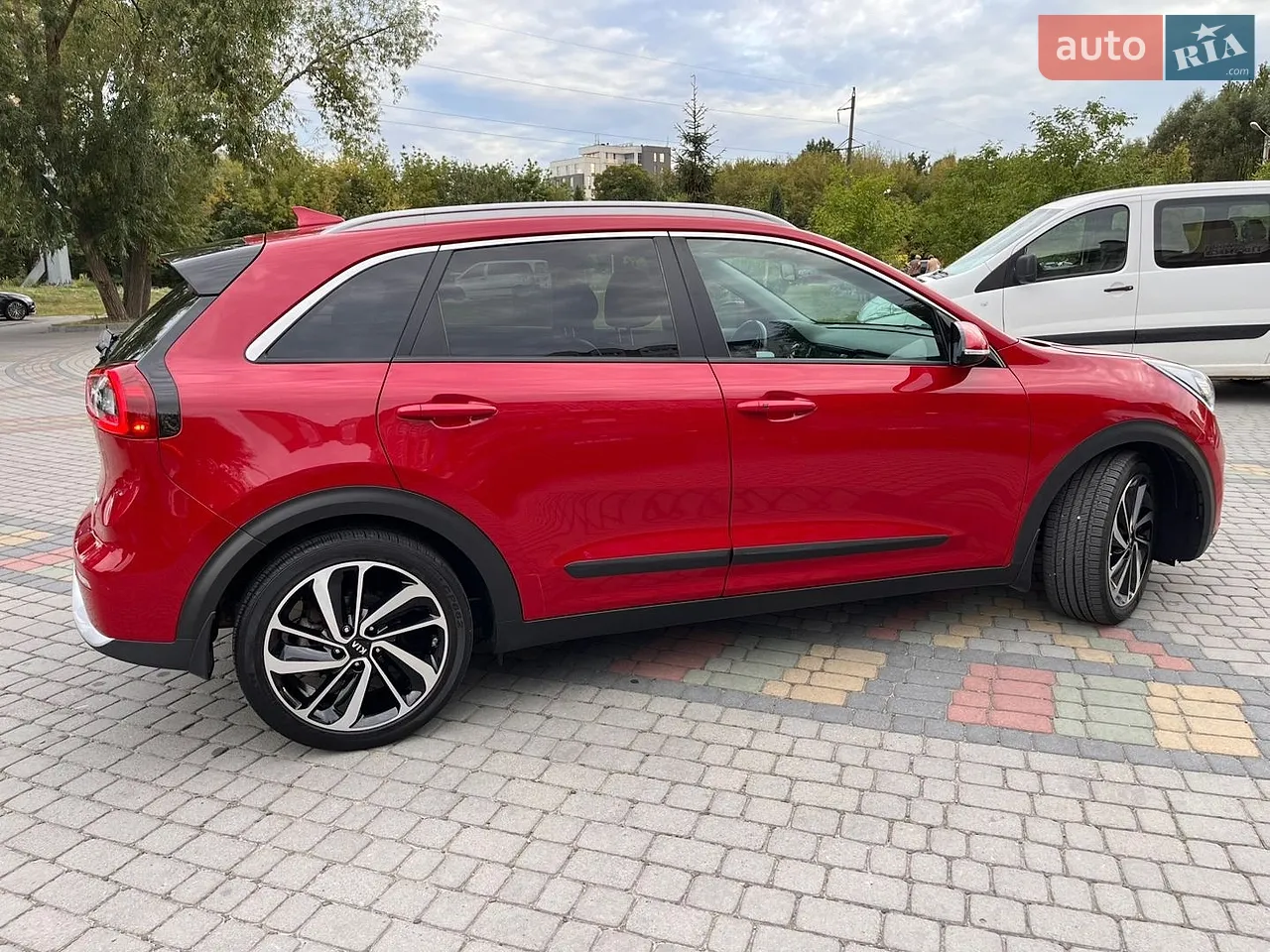 2017 Kia Niro - мініатюра 5