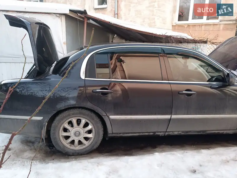 Kia Opirus 2005