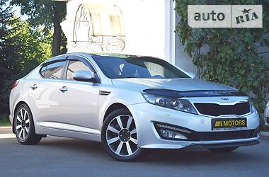 Kia Optima  2011