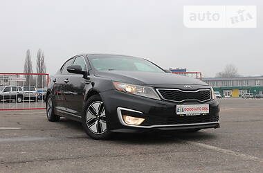 Kia Optima Hybrid  2013