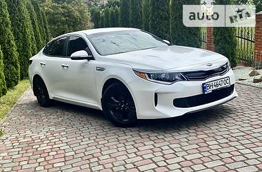 Kia Optima Hybrid  2018