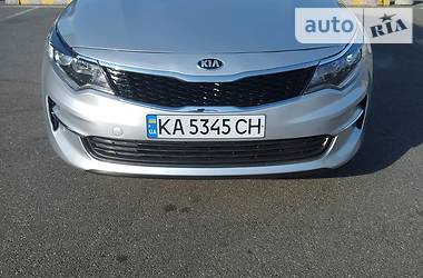 Kia Optima  2017