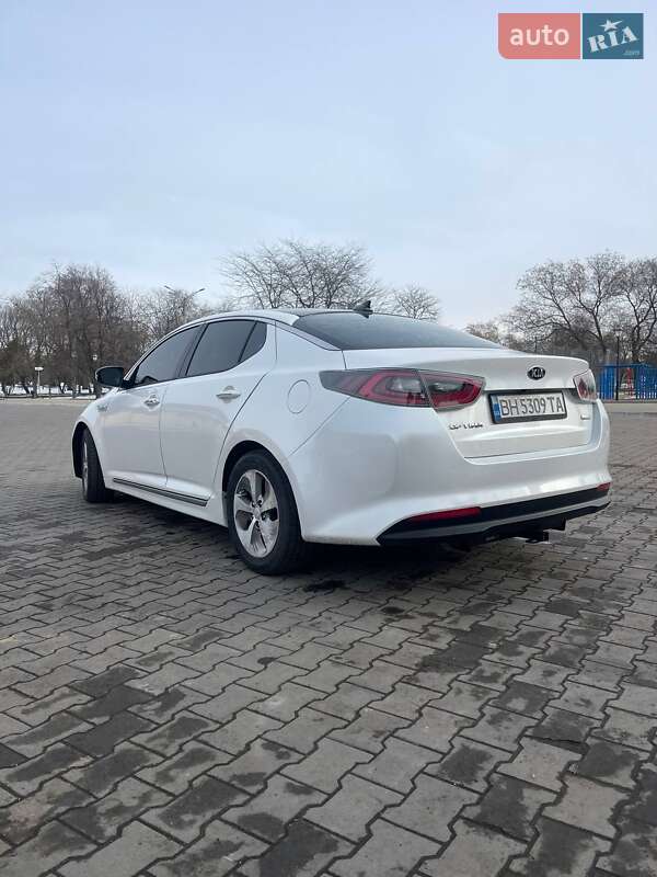 Седан Kia Optima 2015 в Измаиле фото 8 Седан Kia Optima 2015 в Измаиле