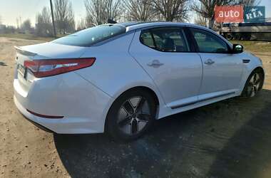 Седан Kia Optima 2012 в Днепре