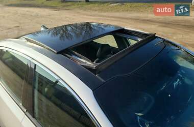 Седан Kia Optima 2012 в Днепре