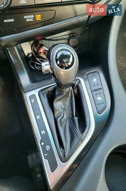 Седан Kia Optima 2012 в Днепре