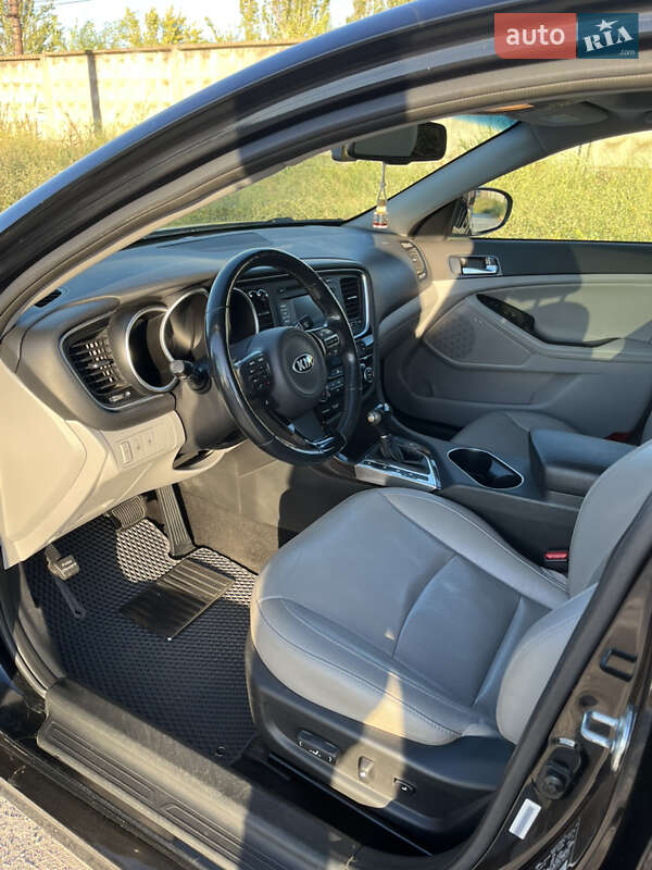 Седан Kia Optima 2014 в Кривому Розі