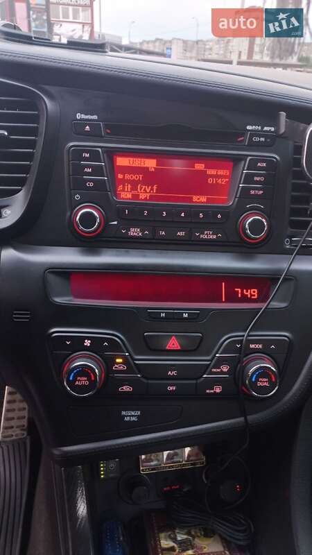 Седан Kia Optima 2012 в Хмельницькому