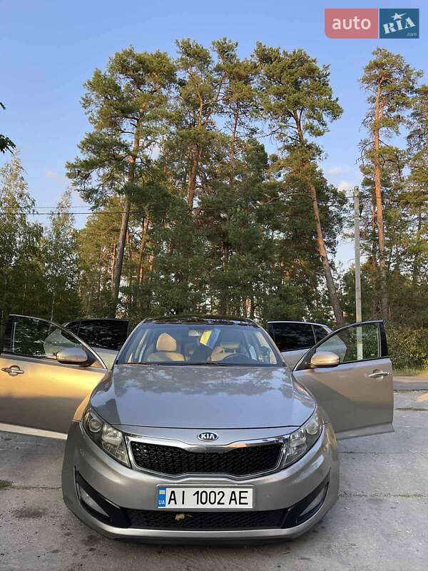 Седан Kia Optima 2013 в Вишгороді