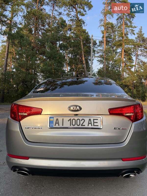 Седан Kia Optima 2013 в Вишгороді