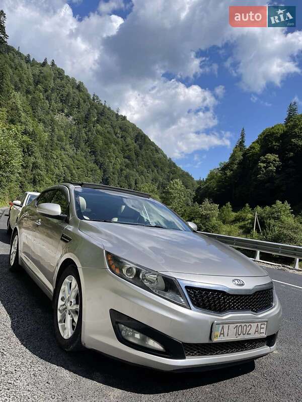 Седан Kia Optima 2013 в Вишгороді