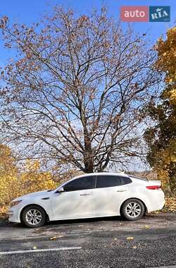Kia Optima  2016