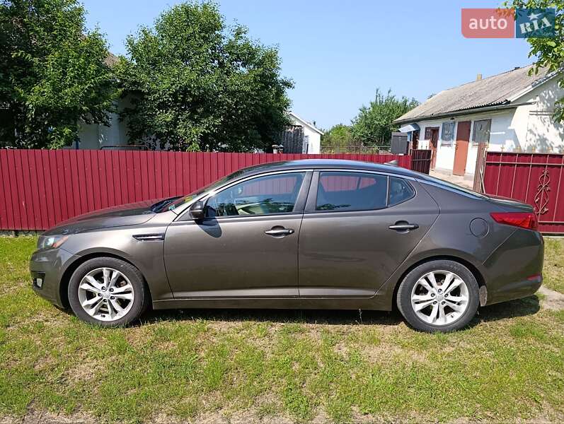 Седан Kia Optima 2013 в Золотоноші