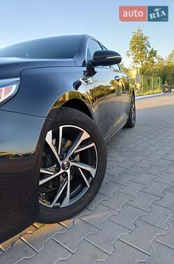 Kia Optima  2017