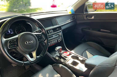 Kia Optima  2017