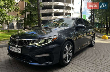 Kia Optima  2019