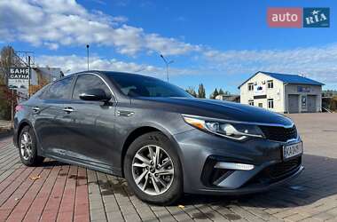 Kia Optima  2019