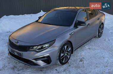 Kia Optima  2017