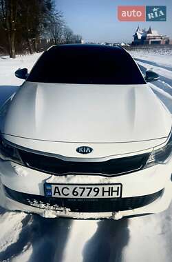 Kia Optima  2017