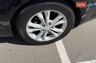 Седан Kia Optima 2013 в Києві