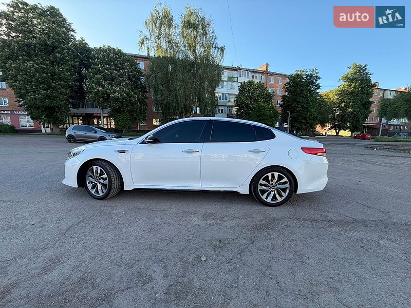 Седан Kia Optima 2016 в Нежине