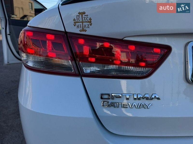 Седан Kia Optima 2016 в Нежине
