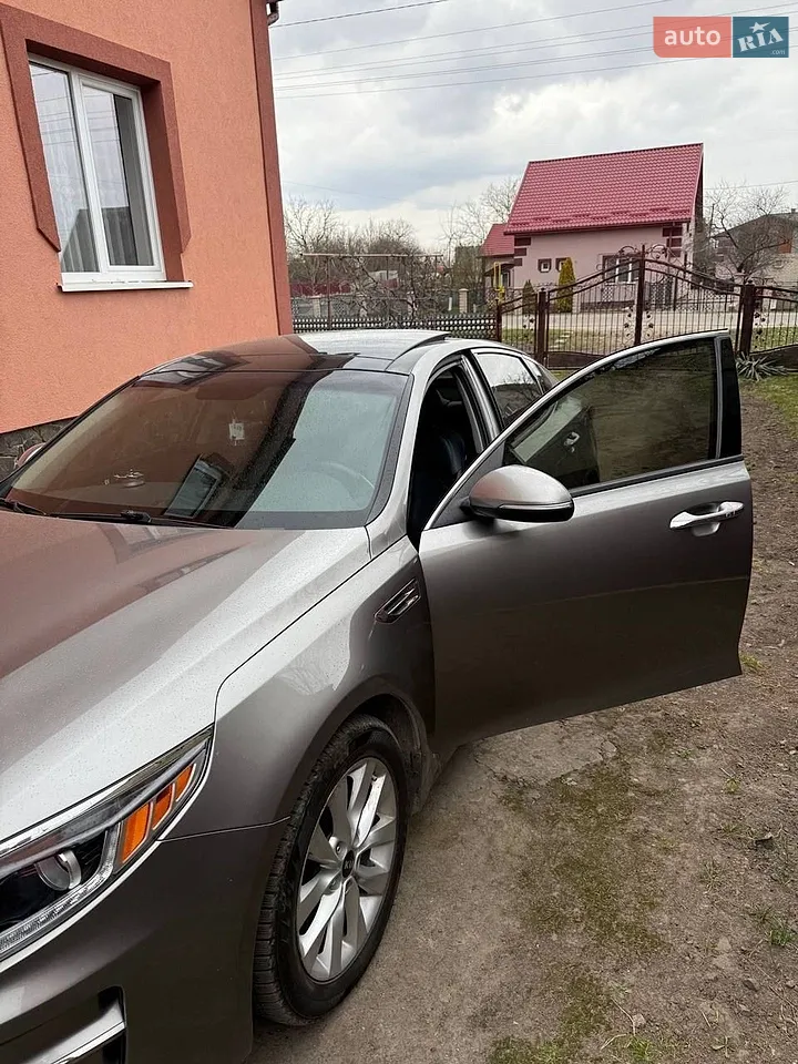 2016 Kia Optima - фото 1
