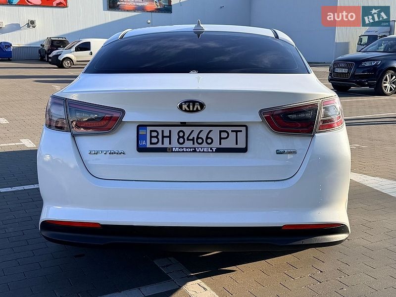 Седан Kia Optima 2014 в Одессе