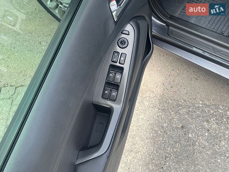 Седан Kia Optima 2013 в Запорожье фото 11 Седан Kia Optima 2013 в Запорожье