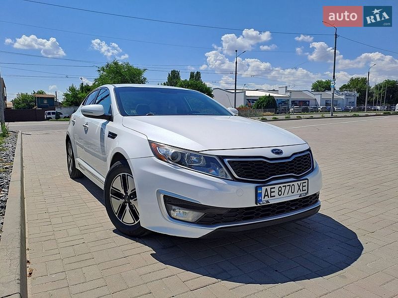 Седан Kia Optima 2012 в Днепре