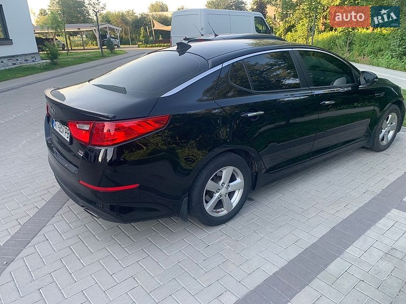 Седан Kia Optima 2014 в Києві