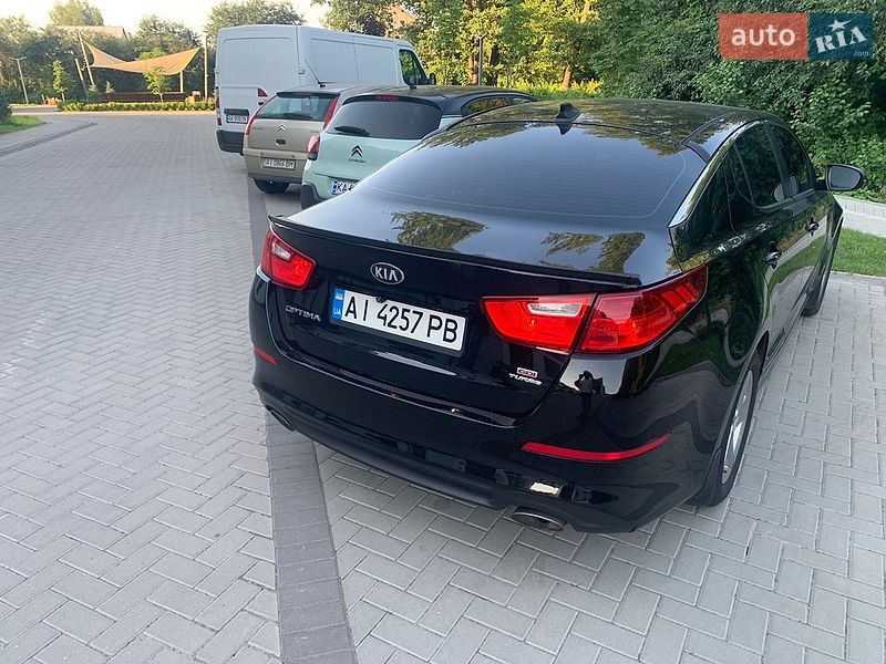 Седан Kia Optima 2014 в Києві