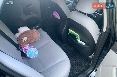 Седан Kia Optima 2014 в Києві