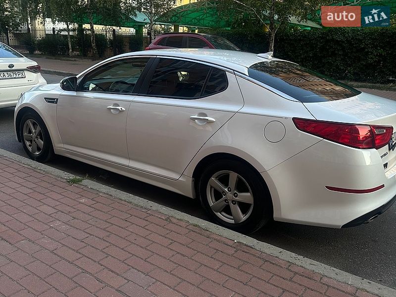 Седан Kia Optima 2014 в Киеве