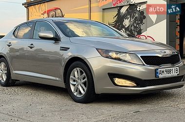 Седан Kia Optima 2012 в Житомирі