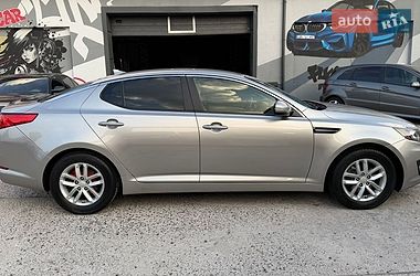Седан Kia Optima 2012 в Житомирі
