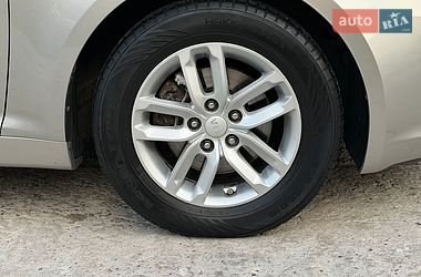 Седан Kia Optima 2012 в Житомирі