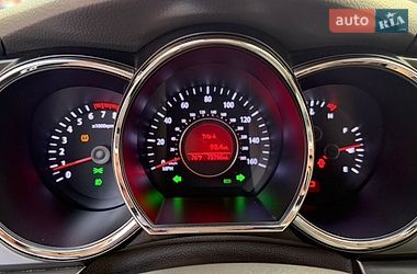 Седан Kia Optima 2012 в Житомирі