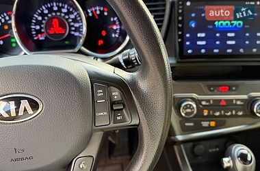 Седан Kia Optima 2012 в Житомирі