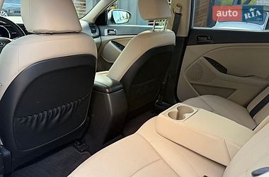 Седан Kia Optima 2012 в Житомирі