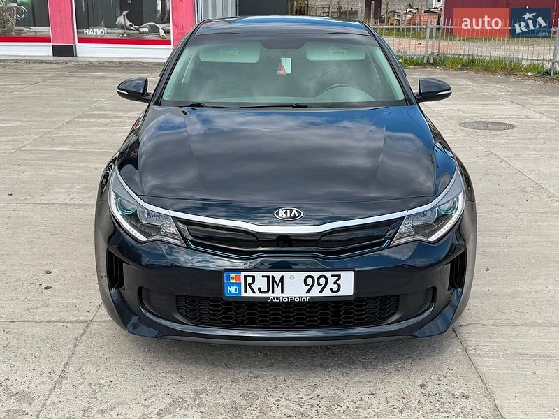 Седан Kia Optima 2018 в Нижней Апше