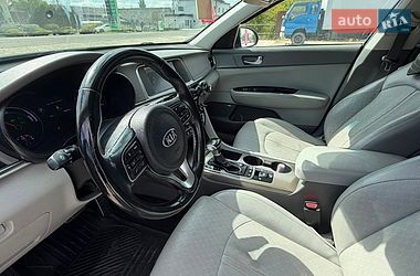 Седан Kia Optima 2018 в Нижней Апше