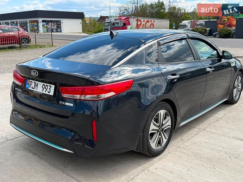 Седан Kia Optima 2018 в Нижней Апше