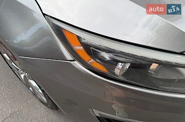 Седан Kia Optima 2014 в Киеве
