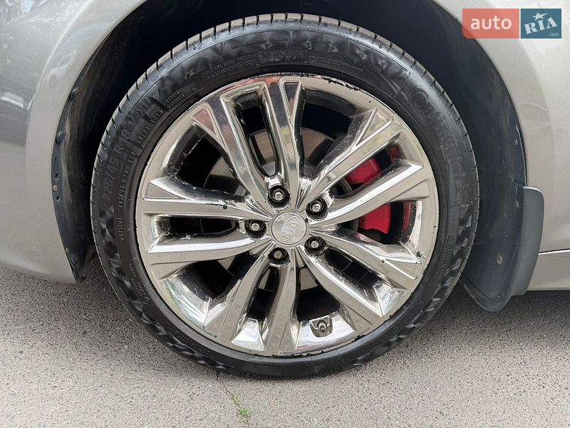 Седан Kia Optima 2014 в Киеве